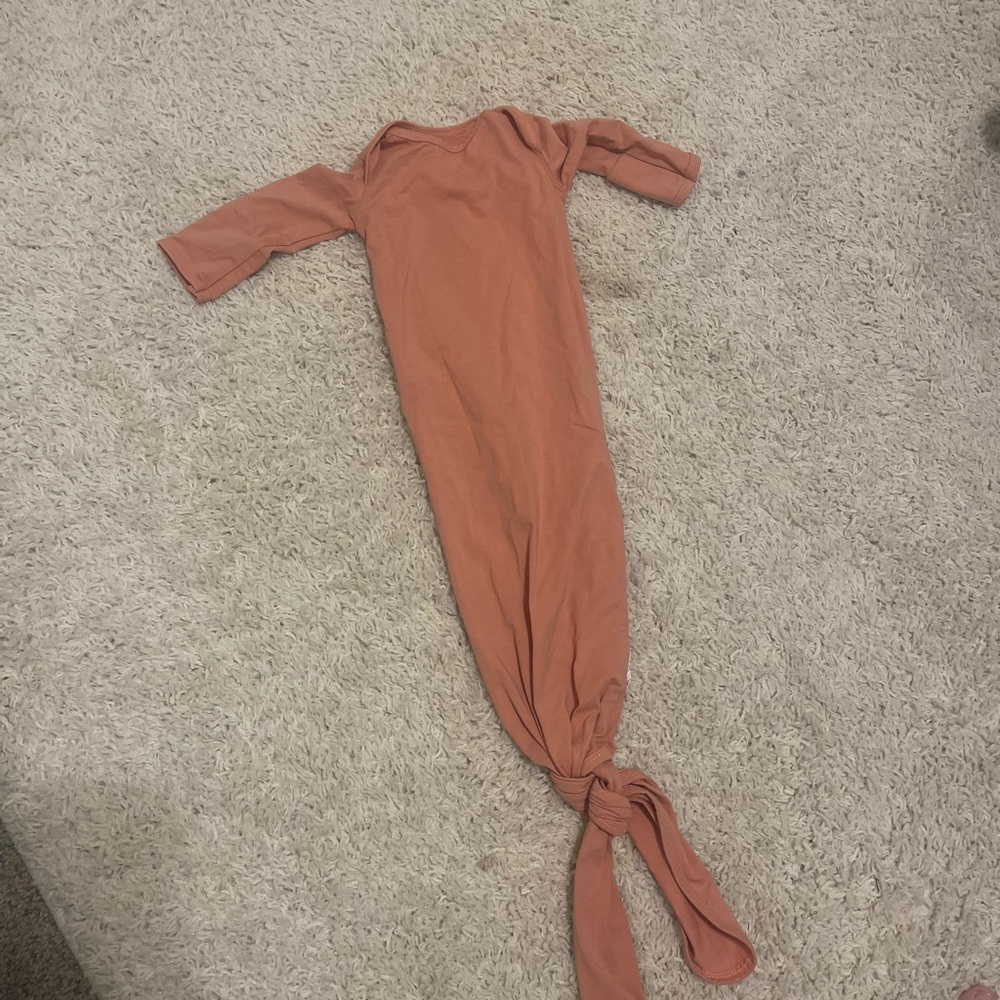 Knotted gown